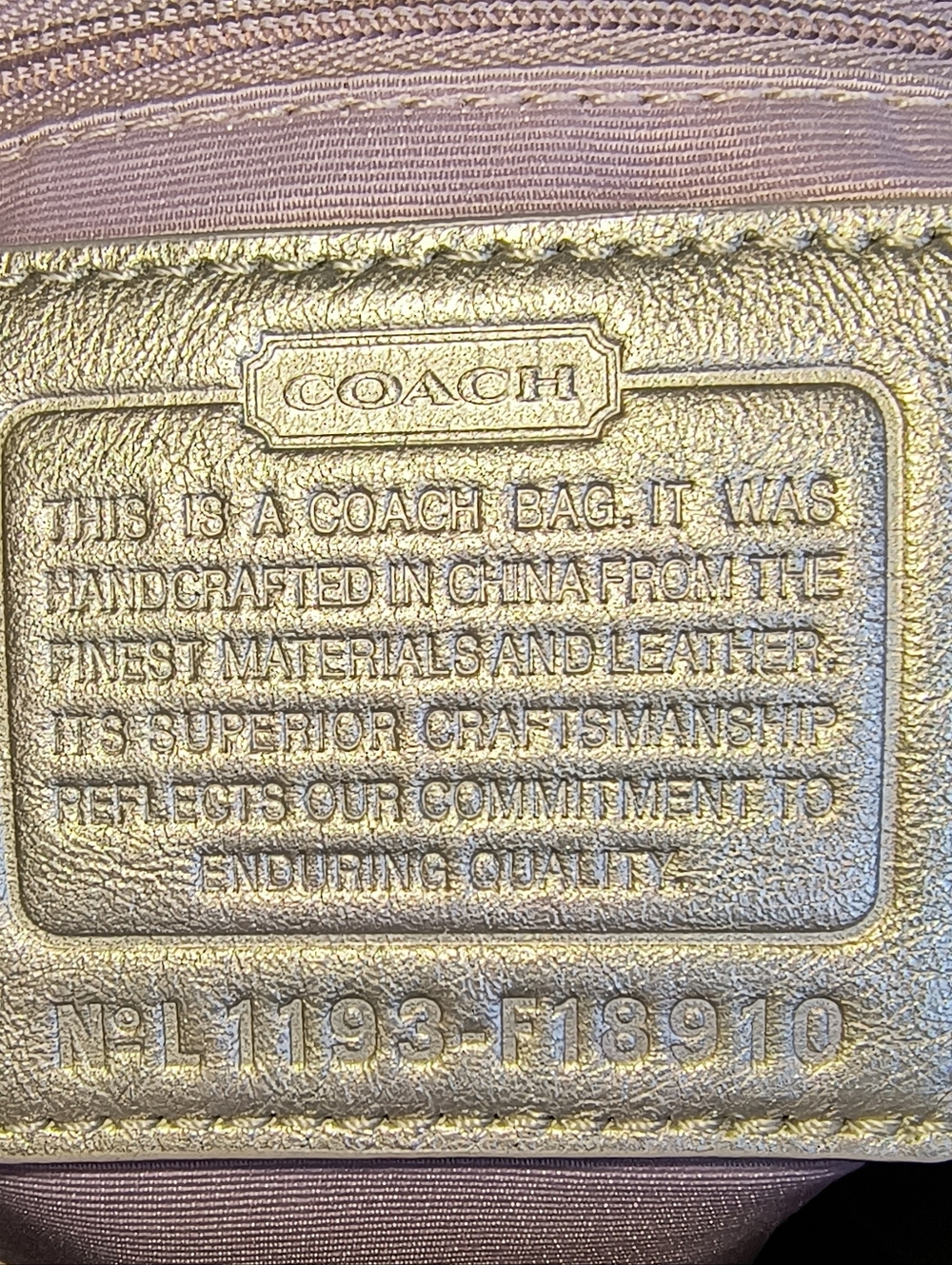 COACH Authentic SOHO METALLIC Signature NS Tote HANDBAG F18910 $348 RETAIL EUC - Picture 7 of 7